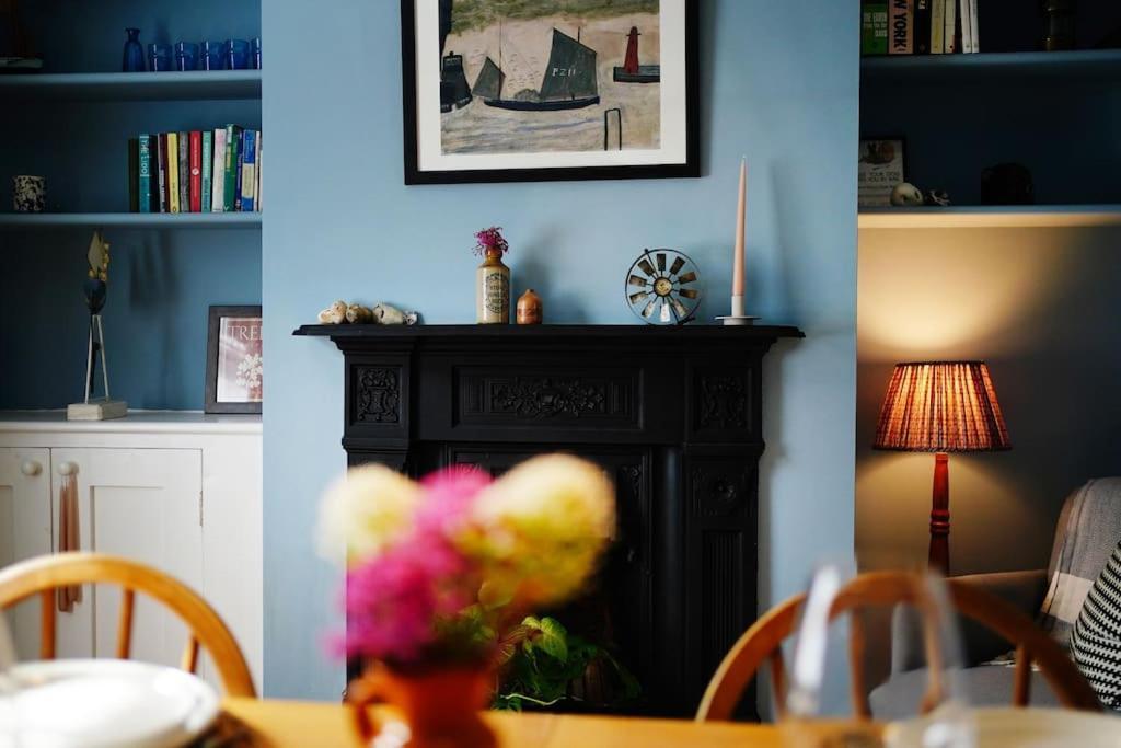 Northdene Cottage: Cozy Seaside Retreat With Woodburning Charm *