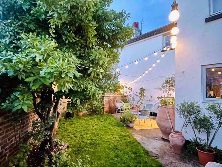 Northdene Cottage: Cozy Seaside Retreat With Woodburning Charm * Deal