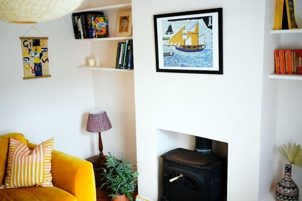 Northdene Cottage: Cozy Seaside Retreat With Woodburning Charm