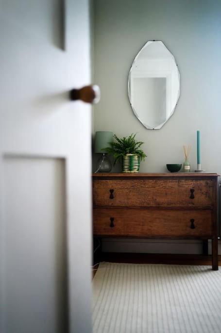 Northdene Cottage: Cozy Seaside Retreat With Woodburning Charm *